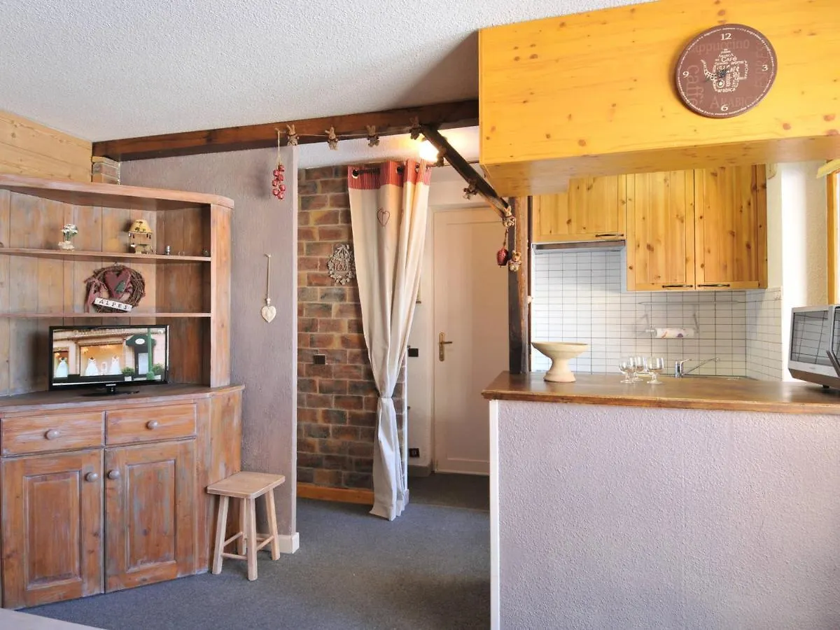 Appartement Cosy Avec Acces Pistes, Casier A Skis Et Parking Souterrain - Fr-1-181-2036 La Plagne-Tarentaise 0*,  France